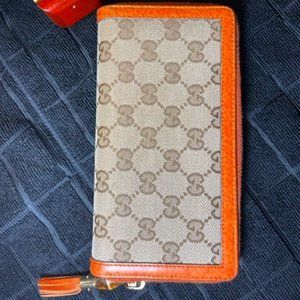 Gucci EUC AUTHENTIC Bamboo Signature Canvas Wallet
